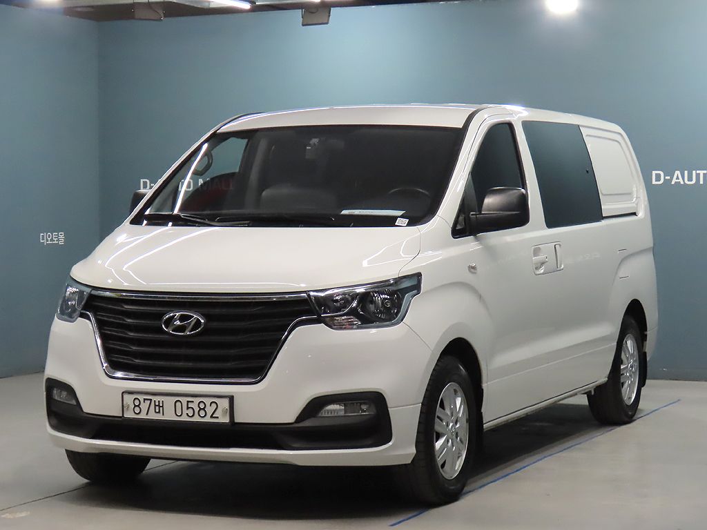 HYUNDAI STAREX GRAND 2020