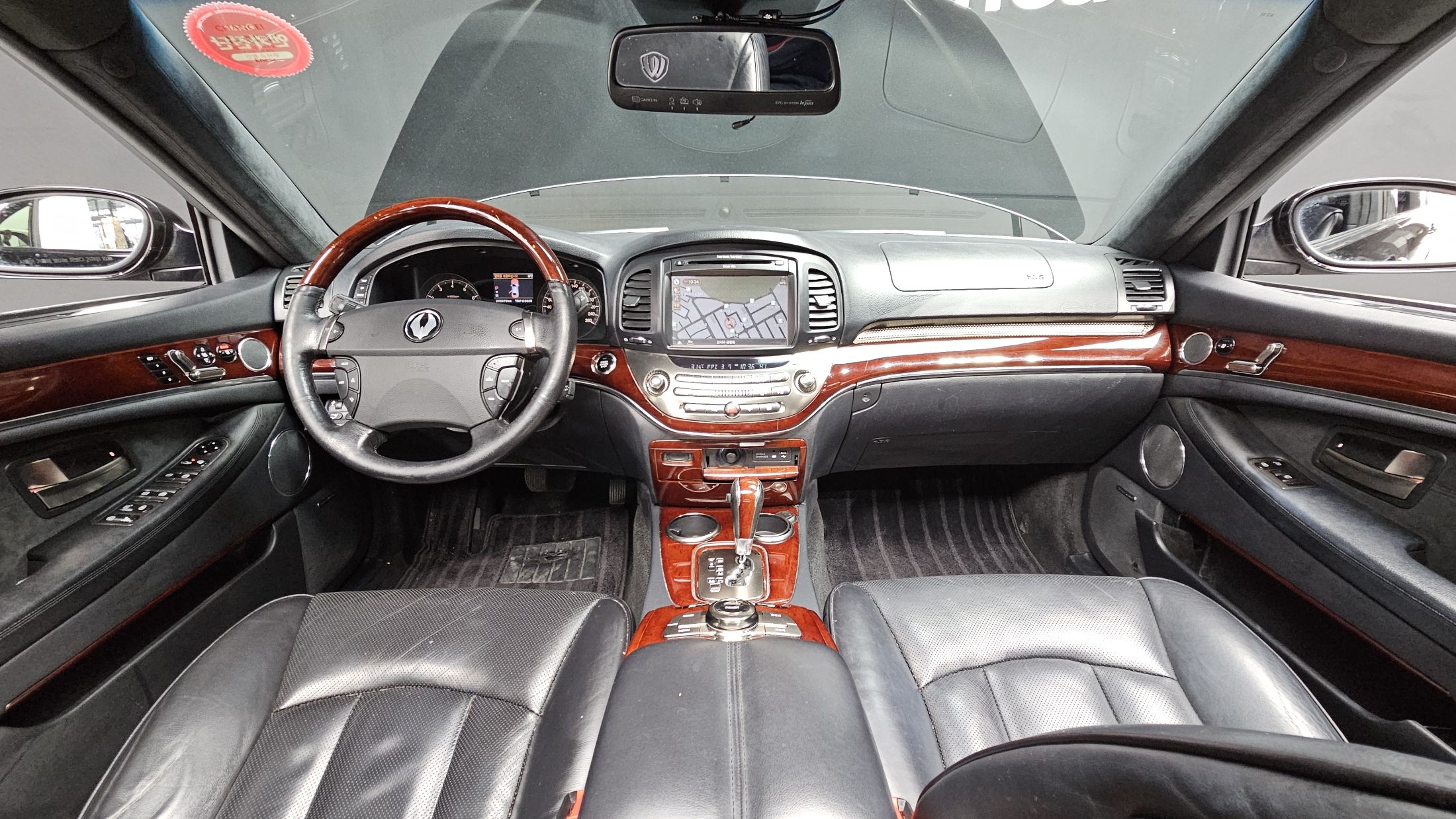 SSANGYONG CHAIRMAN W 2011