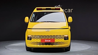 HYUNDAI STARIA  2023