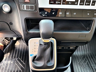 HYUNDAI STARIA 2023