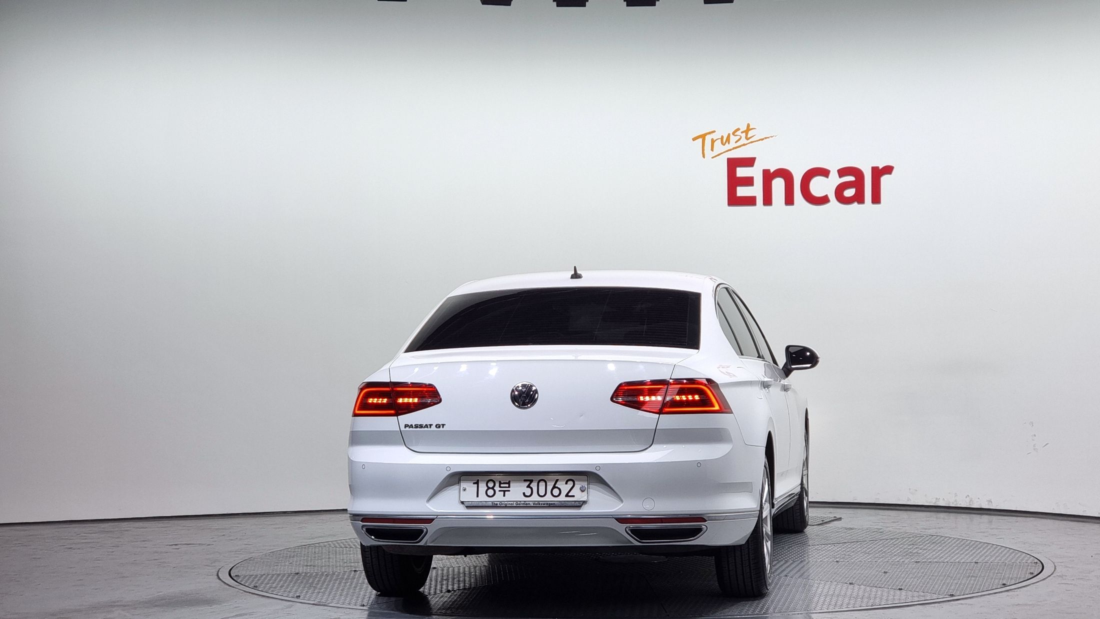 VOLKSWAGEN PASSAT GT B8 2018
