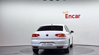 VOLKSWAGEN PASSAT GT B8 2018