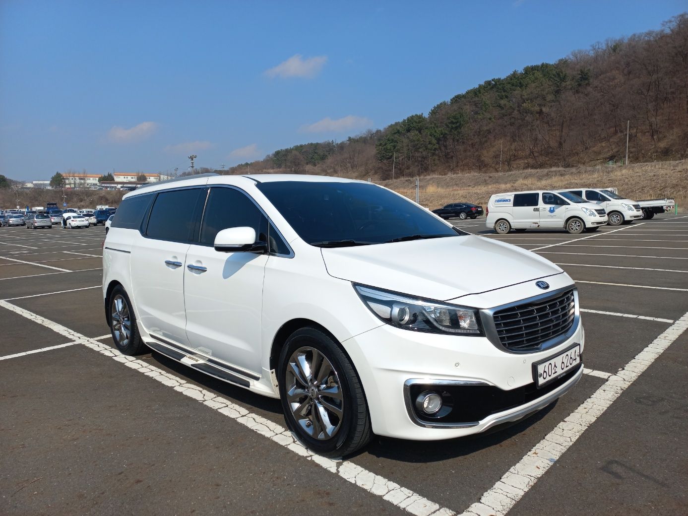 KIA CARNIVAL 2017