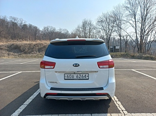 KIA CARNIVAL 2017