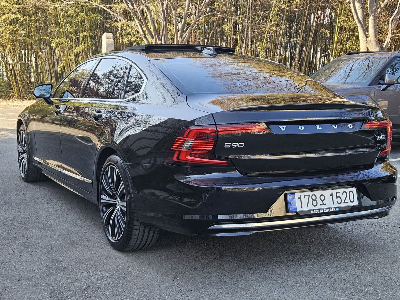 VOLVO S90 2022