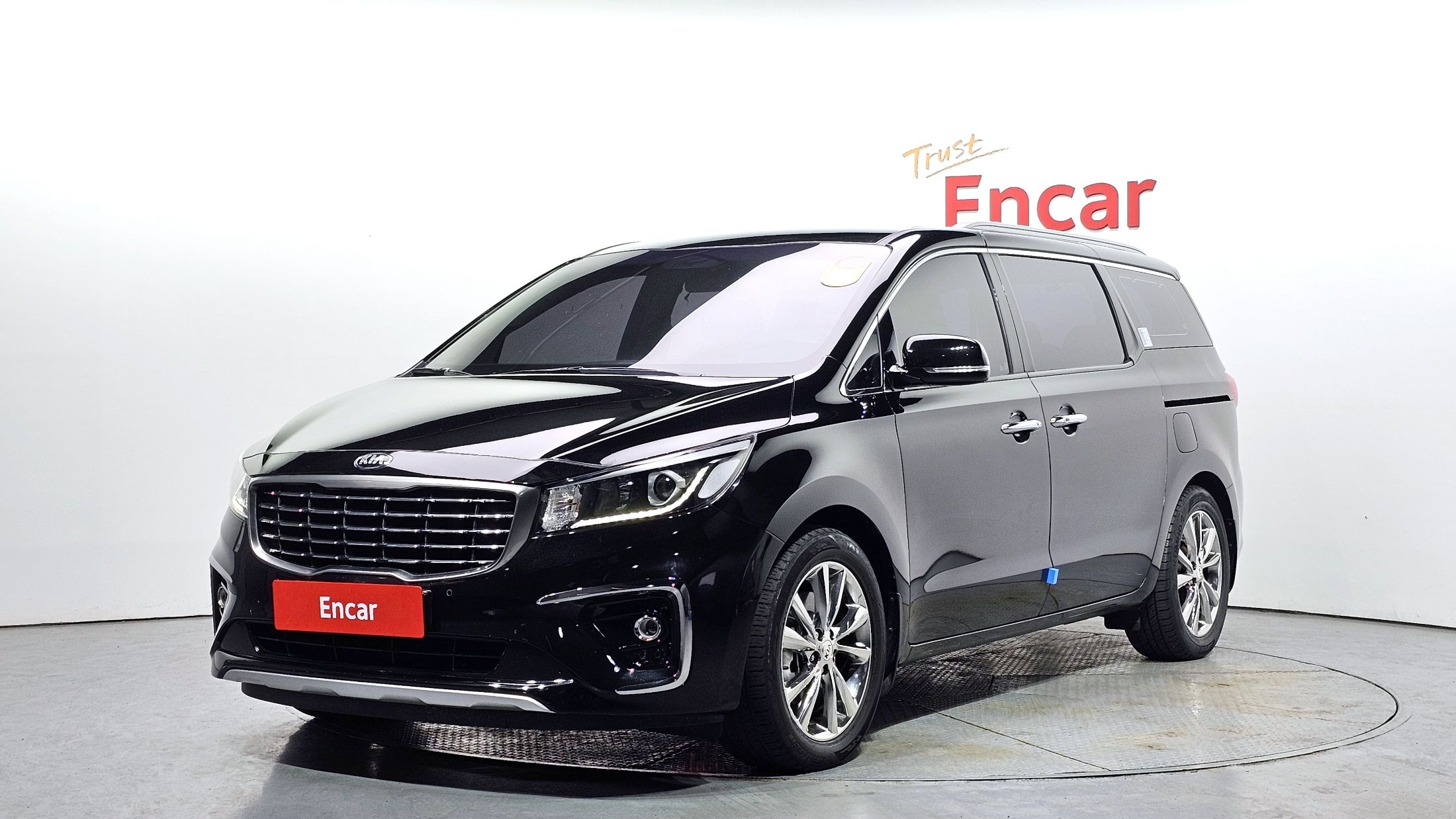 KIA CARNIVAL 2019