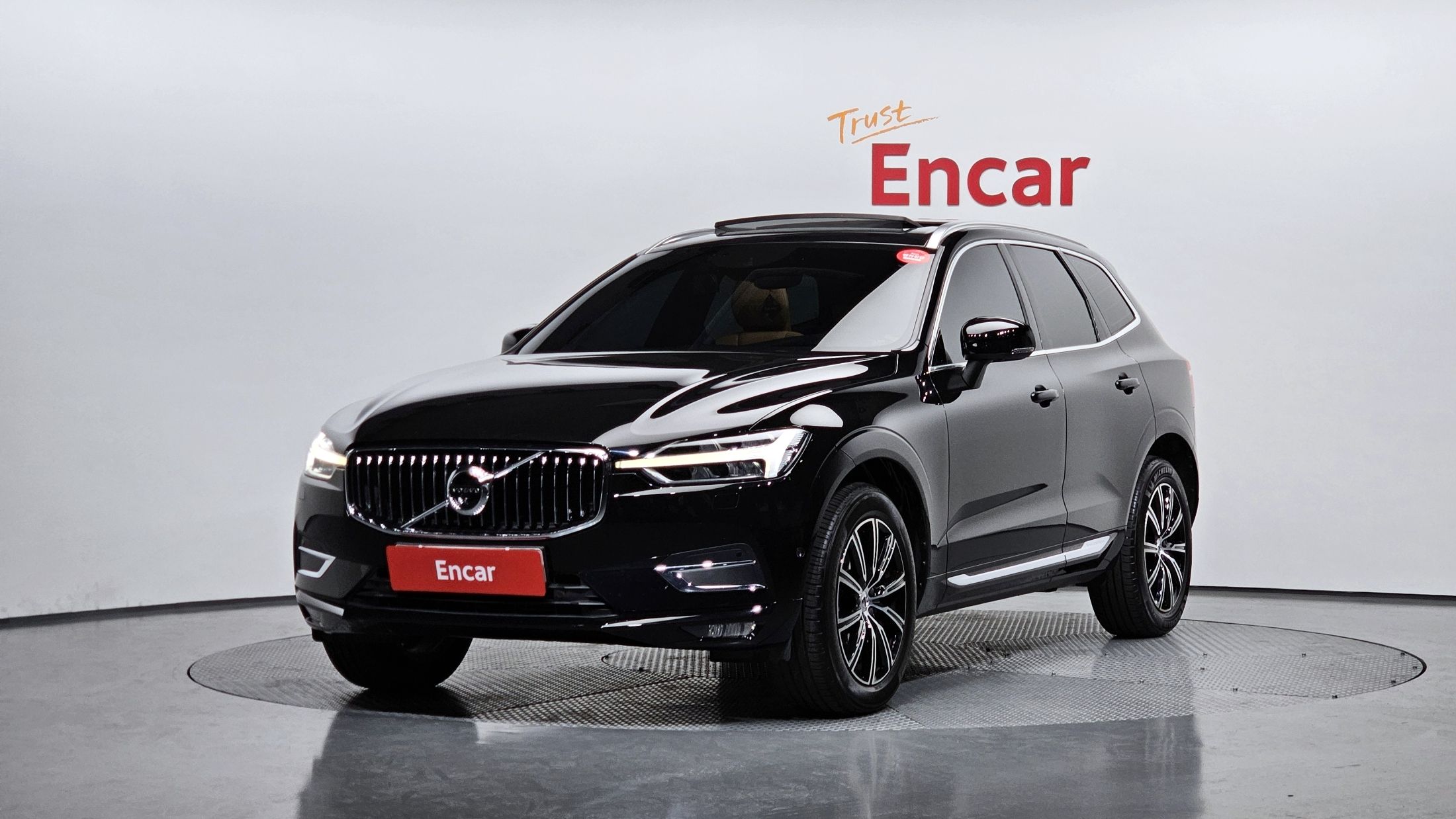 VOLVO XC60 2019