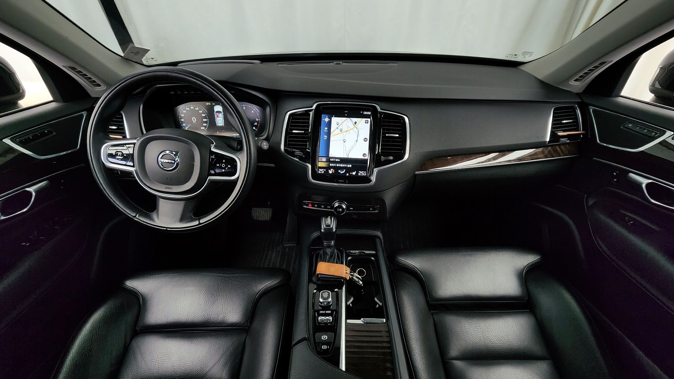 VOLVO XC90 2018