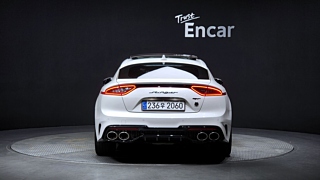 KIA STINGER 2019