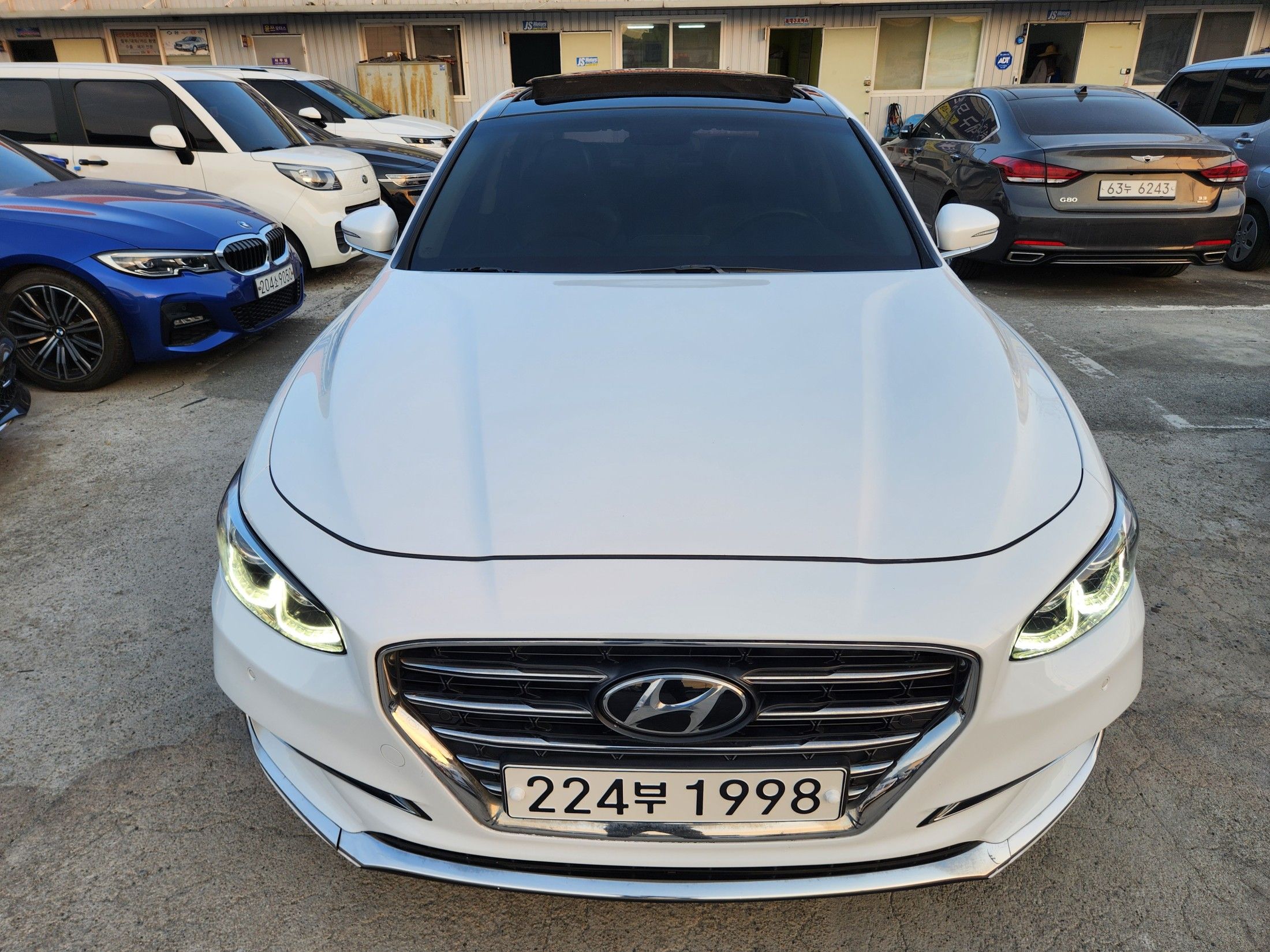 HYUNDAI GRANDEUR IG 2017