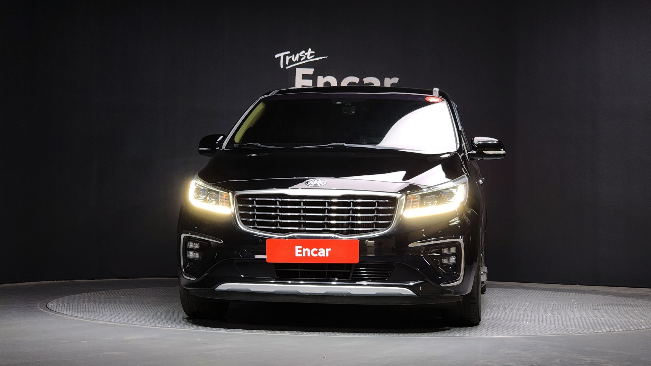 KIA CARNIVAL 2019
