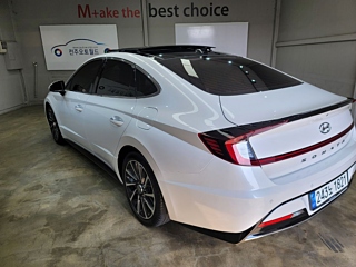 HYUNDAI SONATA HYBRID DN8 2021