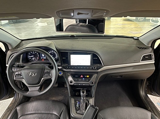 HYUNDAI AVANTE AD 2017
