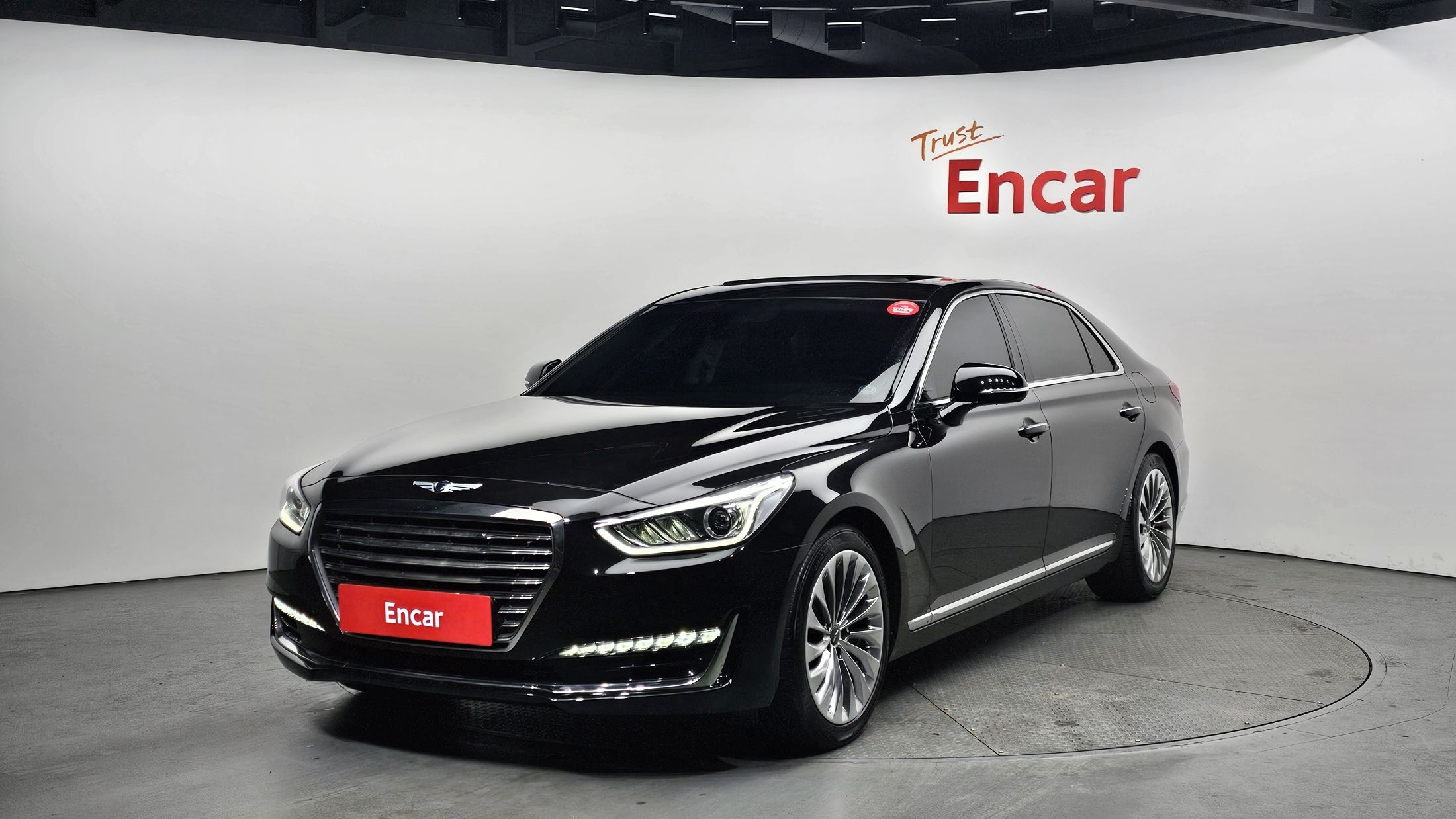 GENESIS EQ900 2018