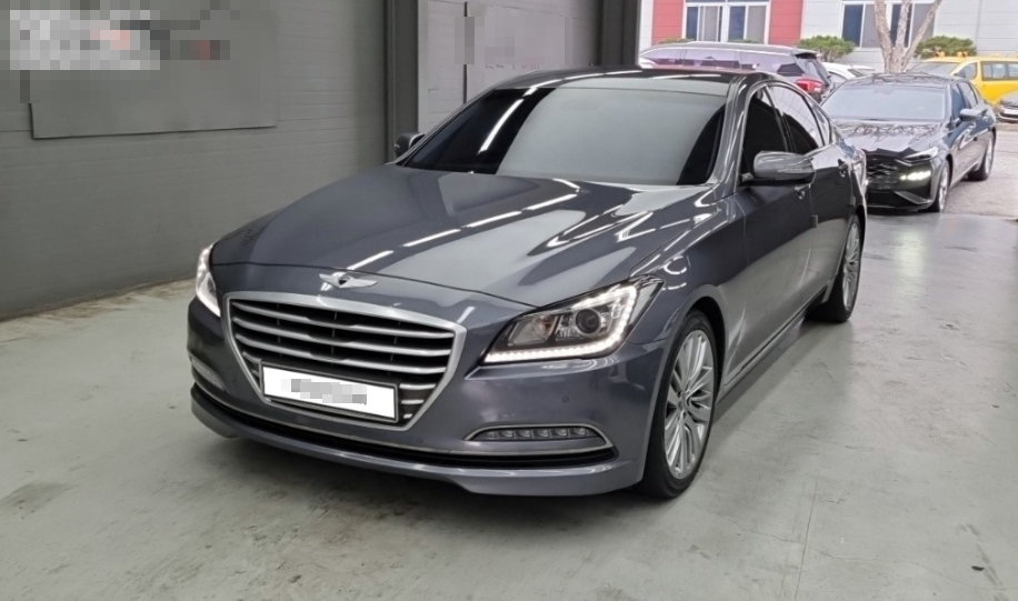 HYUNDAI GENESIS DH 2015
