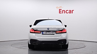 BMW 5-SERIES G30 2023