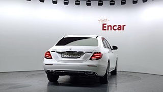 MERCEDES BENZ E-CLASS W213 2020