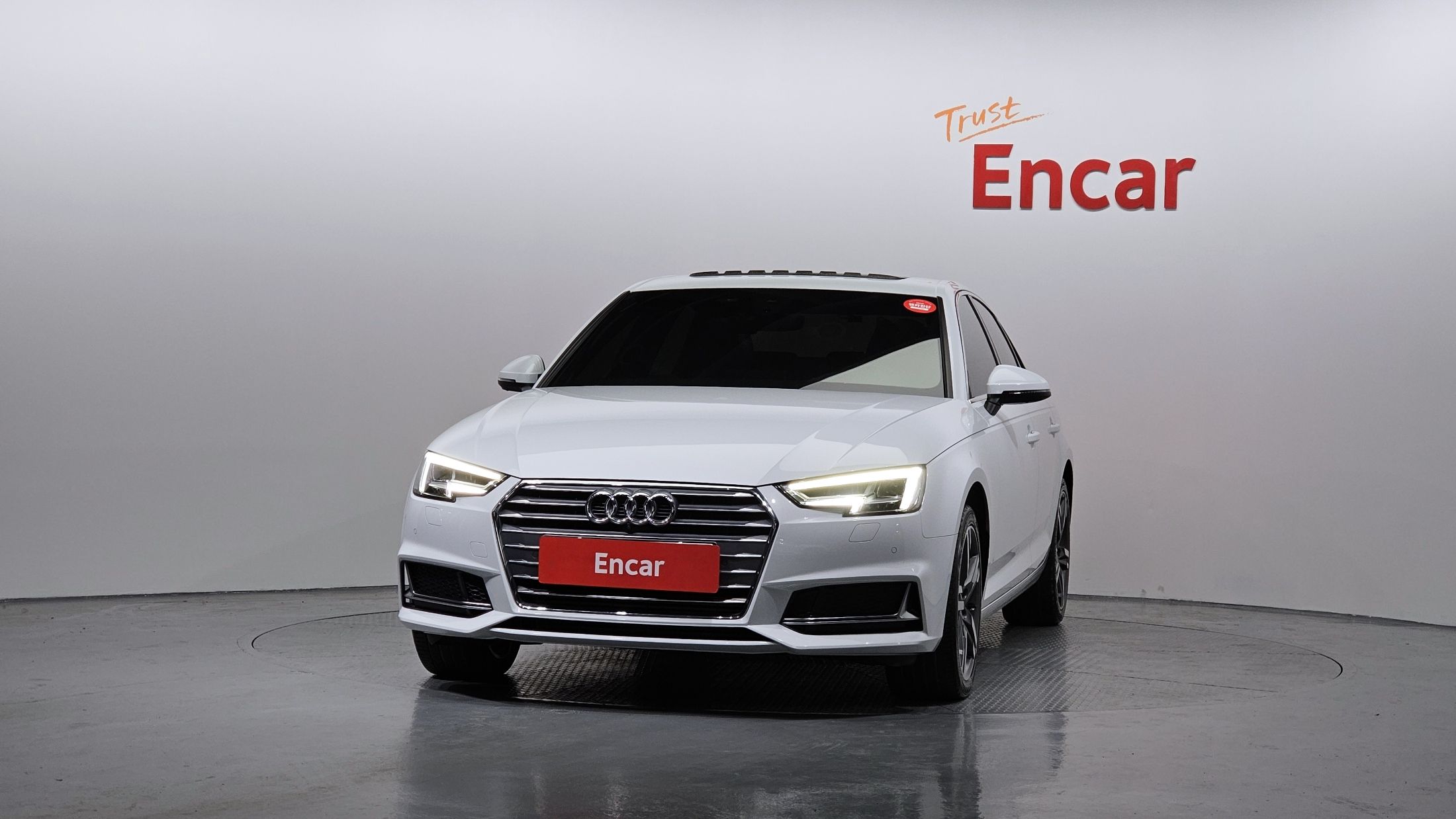 AUDI A4 B9 2019