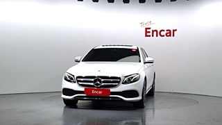 MERCEDES BENZ E-CLASS W213 2020