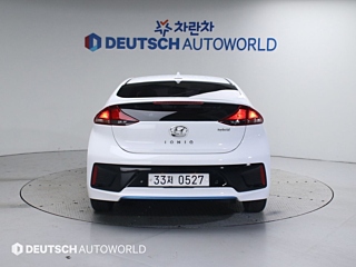 HYUNDAI IONIQ HYBRID 2016