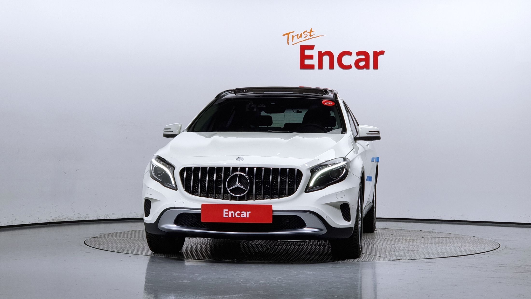 MERCEDES BENZ GLA-CLASS X156 2016