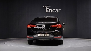 HYUNDAI AVANTE AD 2019