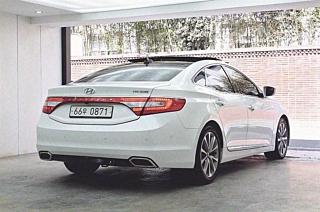 HYUNDAI GRANDEUR HG 2016
