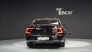 VOLVO S90 2024