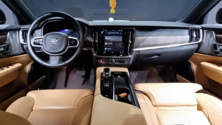 VOLVO S90 2024