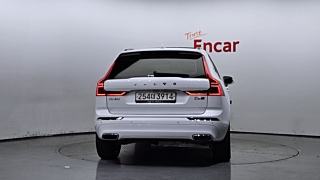 VOLVO XC60 2019