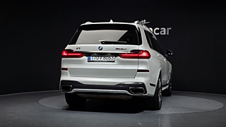 BMW X7 G07 2020