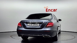 MERCEDES BENZ E-CLASS W213 2017