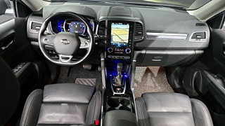 SAMSUNG QM6 2021