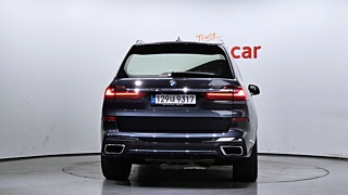 BMW X7 G07 2022
