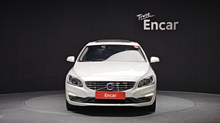 VOLVO S60 2018