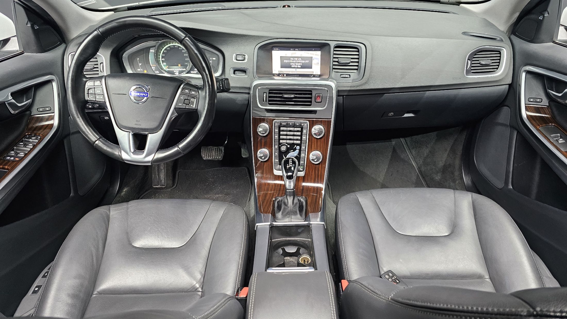 VOLVO S60 2018