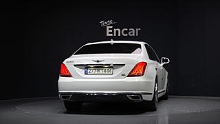 GENESIS EQ900 2016