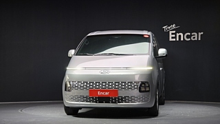 HYUNDAI STARIA 2023