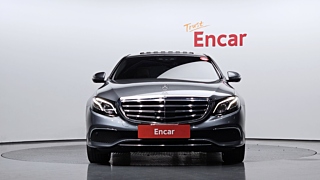 MERCEDES BENZ E-CLASS W213 2020