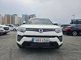 SSANGYONG TIVOLI VERY NEW 2022