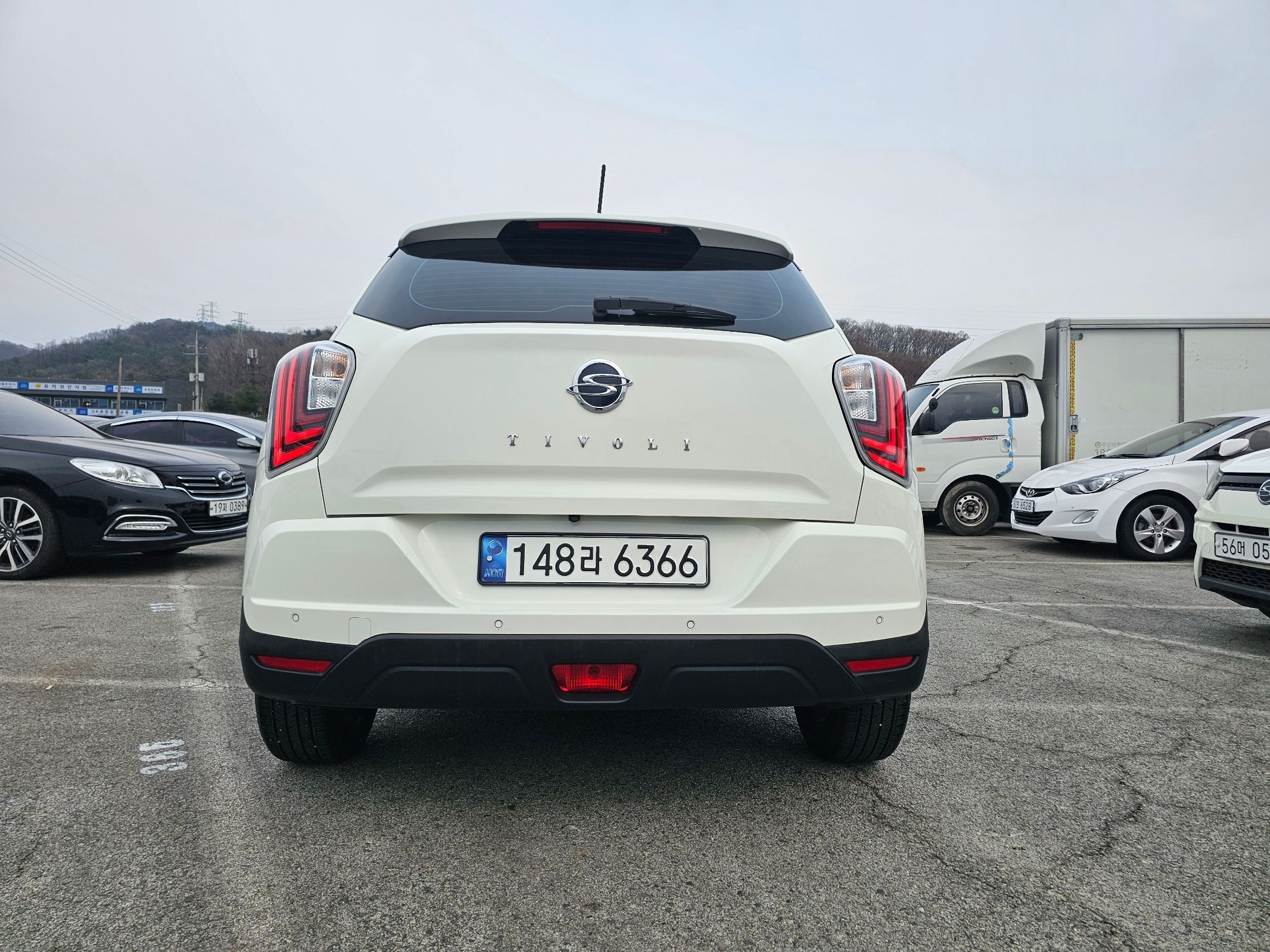SSANGYONG TIVOLI VERY NEW 2022