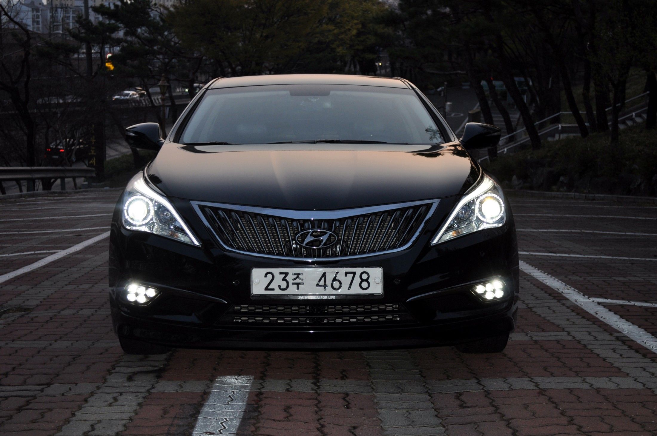 HYUNDAI GRANDEUR HG 2014