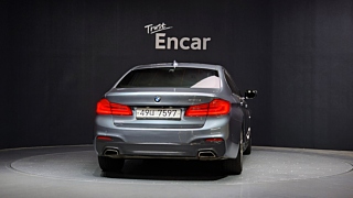 BMW 5-SERIES G30 2018