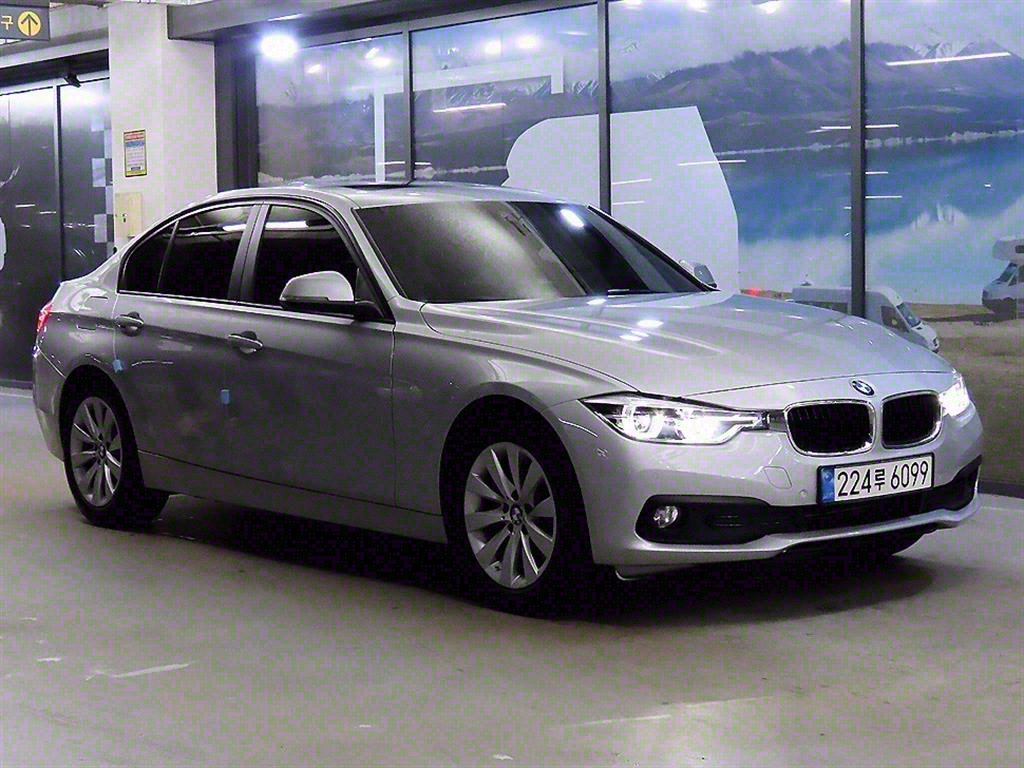 BMW 3-SERIES F30 2015