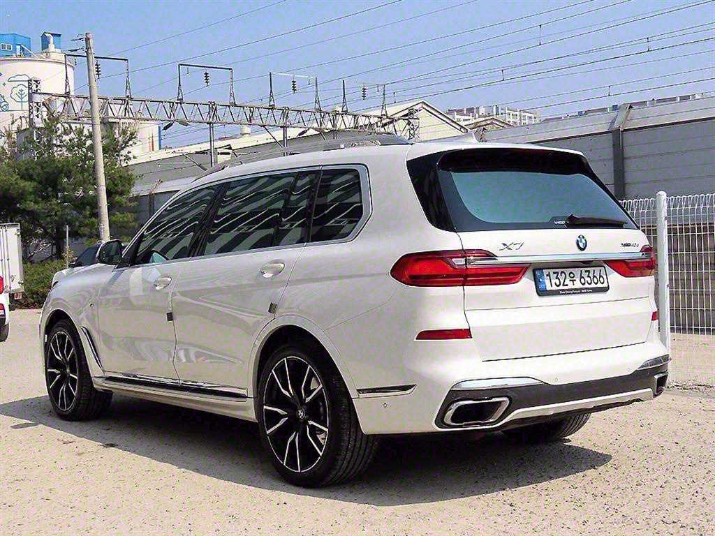 BMW X7 G07 2022