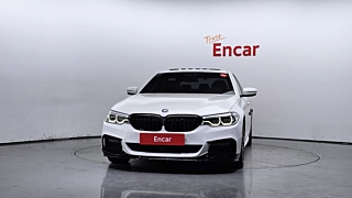 BMW 5-SERIES G30 2019
