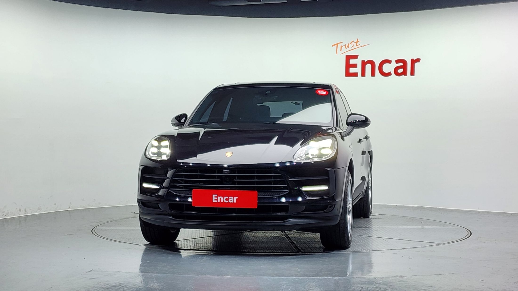 PORSCHE MACAN 2019