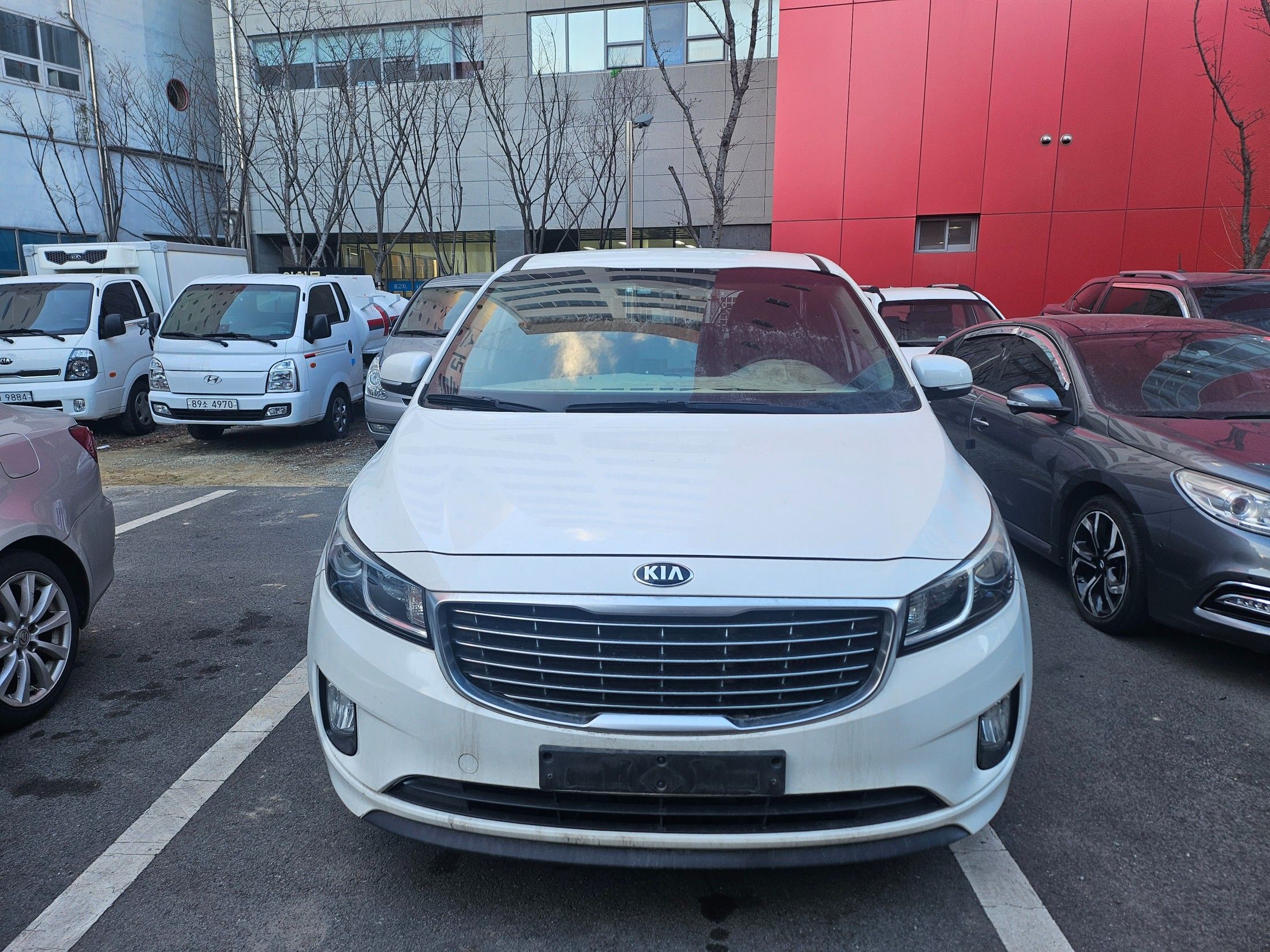 KIA CARNIVAL