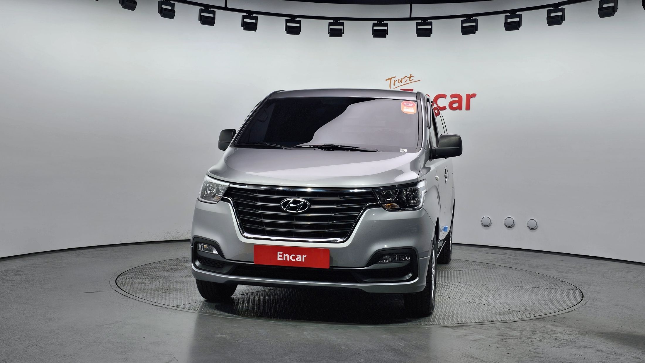 HYUNDAI STAREX GRAND 2019