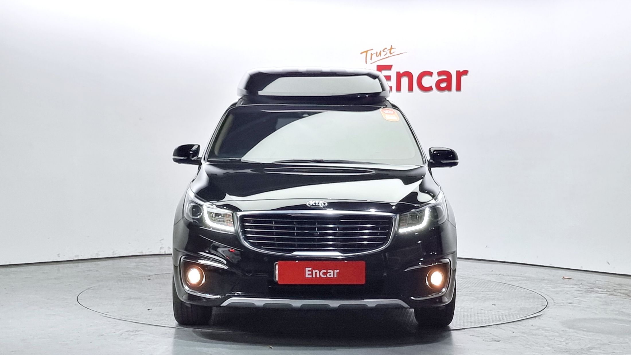 KIA CARNIVAL 2016